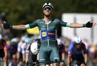 Jonathan Milan gana etapa 8 del Tour de Francia