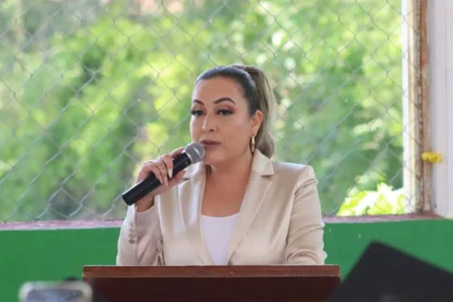 Alcaldesa de Cuitzeo, Michoacán resulta herida junto a sus escoltas tras ataque armado Alcaldesa de Cuitzeo, Michoacán resulta herida junto a sus escoltas tras ataque armado