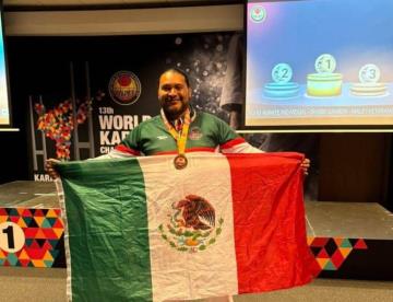 Tabasqueño conquista tercer lugar en Campeonato Mundial de Karate en Suecia