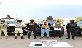 FIRT Olmeca asegura a extorsionadores de Chiapas que se escondían en Tabasco