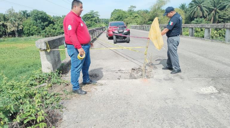 Se registra hundimiento en cabezal en puente de Jalapa
