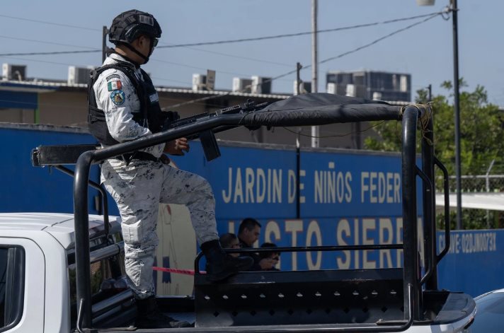 Detienen en Sonora a 44 pasajeros de autobús con droga oculta en su equipaje Detienen en Sonora a 44 pasajeros de autobús con droga oculta en su equipaje
