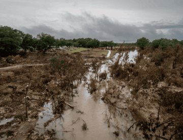 Confirman hallazgo de los cuerpos de pareja mexicana desaparecida tras inundaciones en Texas
