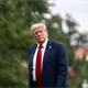 Anuncia Trump aumento del 10% en aranceles a Ottawa, Canadá
