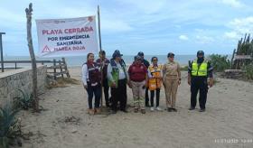 Cierra Centla todas sus playas por marea roja