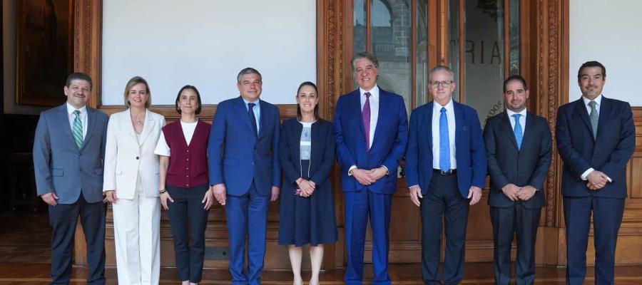"Hay confianza en nuestro país": Se reúne Sheinbaum con CEO de Baker Hughes "Hay confianza en nuestro país": Se reúne Sheinbaum con CEO de Baker Hughes