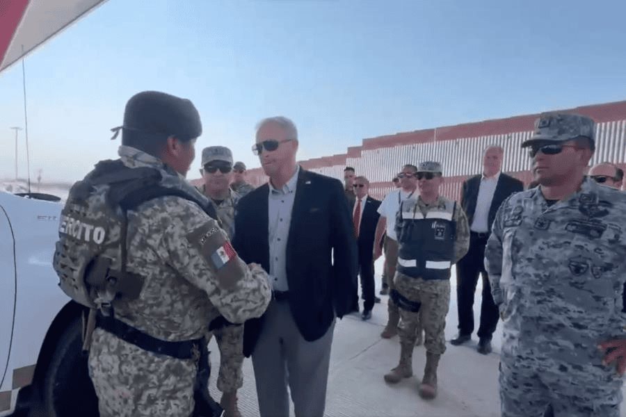 Ron Johnson visita frontera norte de México para supervisar "Operativos espejo" Ron Johnson visita frontera norte de México para supervisar "Operativos espejo"