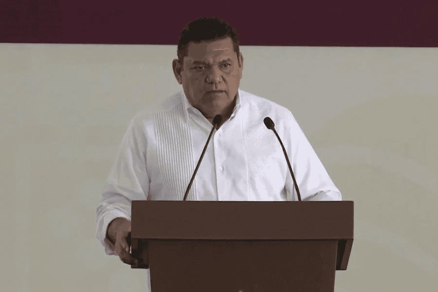 "Búsquenle por otro lado": May a sus adversarios "Búsquenle por otro lado": May a sus adversarios
