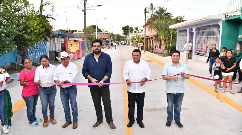 Entrega gobierno estatal 30 mdp en obras en Teapa y Tacotalpa