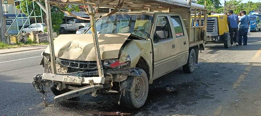 10 vehículos siniestrados y 1 herido, saldo de accidentes en Centro
