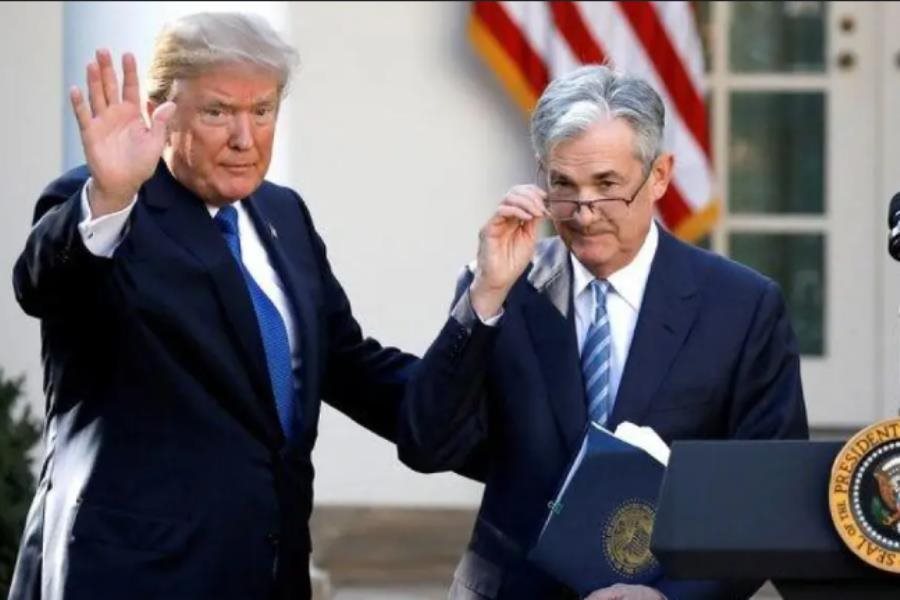 Trump dice que por ahora no despedirá al presidente de la Fed, pero no lo descarta Trump dice que por ahora no despedirá al presidente de la Fed, pero no lo descarta