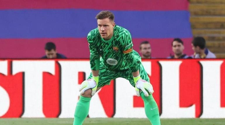 Ter Stegen no entra en planes del Barcelona y estaría cuatro meses fuera por molestias