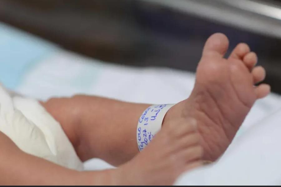 Localizan a recién nacido abandonado en terreno baldío de Chalco, en EdoMex Localizan a recién nacido abandonado en terreno baldío de Chalco, en EdoMex