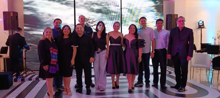 GOMZAV salón de eventos y negocios, abre sus puertas; celebra Gobierno inversión de empresarios tabasqueños GOMZAV salón de eventos y negocios, abre sus puertas; celebra Gobierno inversión de empresarios tabasqueños