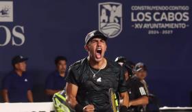 Mexicano Luis Carlos Álvarez avanza a la segunda ronda del Abierto de Los Cabos
