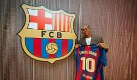 Lamine Yamal renueva y es el nuevo 10 del Barcelona