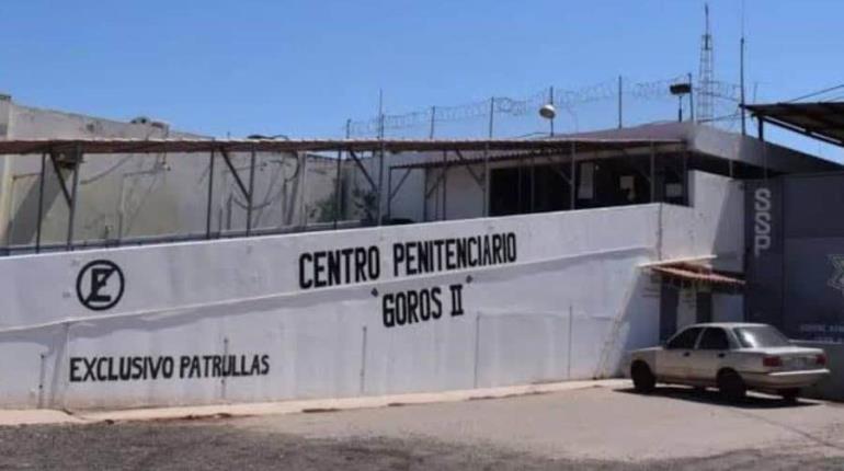 Riña en penal de Sinaloa deja 3 reos muertos y un herido