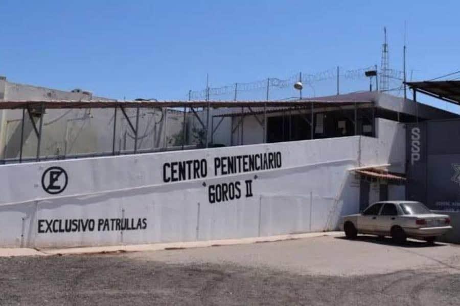 Riña en penal de Sinaloa deja 3 reos muertos y un herido Riña en penal de Sinaloa deja 3 reos muertos y un herido