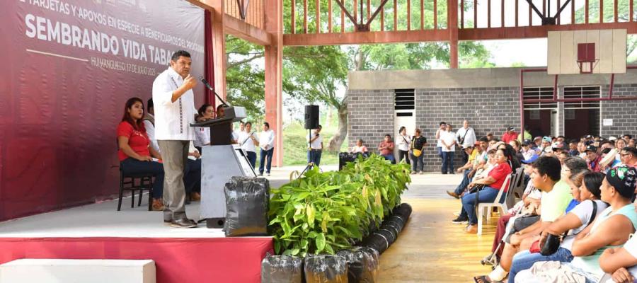 Fábrica de Chocolate Bienestar se construirá en Tabasco, recuerda gobernador