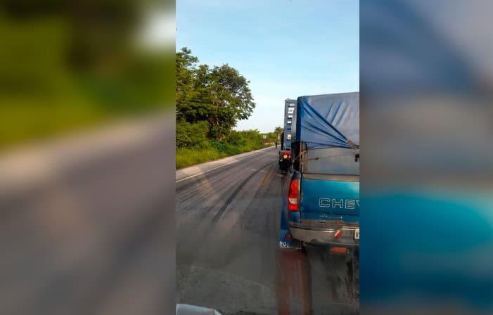 Persiste bloqueo en Ciudad del Carmen-Frontera; dejarían pasar cada 30 minutos