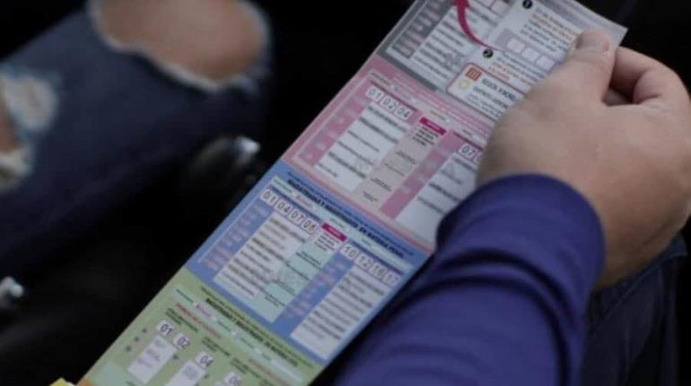 Indaga INE a más de 600 personas por distribución ilegal de acordeones en elección judicial