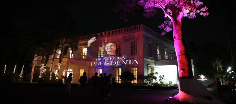 Llega Sheinbaum a Tabasco; es recibida en el Centro Cultural Quinta Grijalva