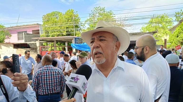Renuncia de Evaristo no complicó cierre de ciclo escolar afirma su sucesor