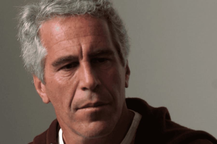 Exabogado de Epstein pide inmunidad a Ghislaine Maxwell, para que testifique ante el Congreso de EE. UU. Exabogado de Epstein pide inmunidad a Ghislaine Maxwell, para que testifique ante el Congreso de EE. UU.