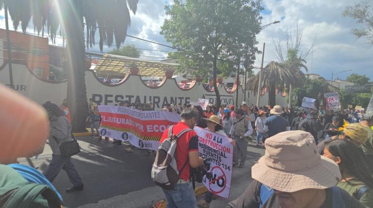 "Vivienda para vivir, no para invertir", cientos de personas marchan contra gentrificación en la CDMX