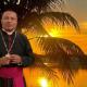 El obispo de Tuxpan, Roberto Madrigal Gallegos, invita a vivir el verano en familia