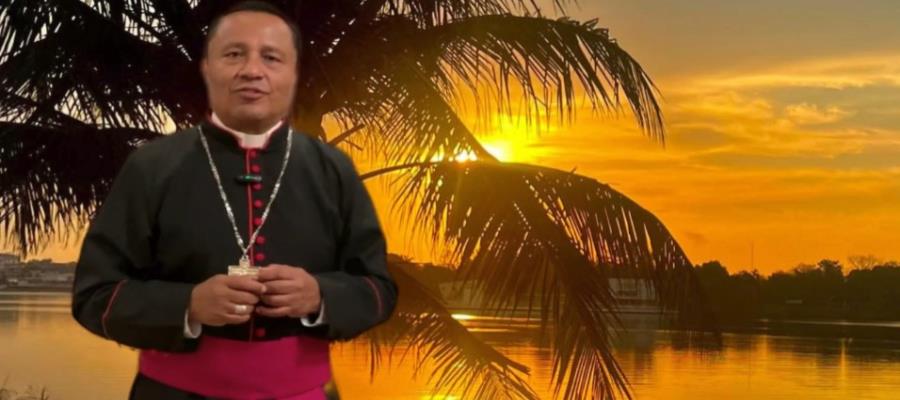El obispo de Tuxpan, Roberto Madrigal Gallegos, invita a vivir el verano en familia