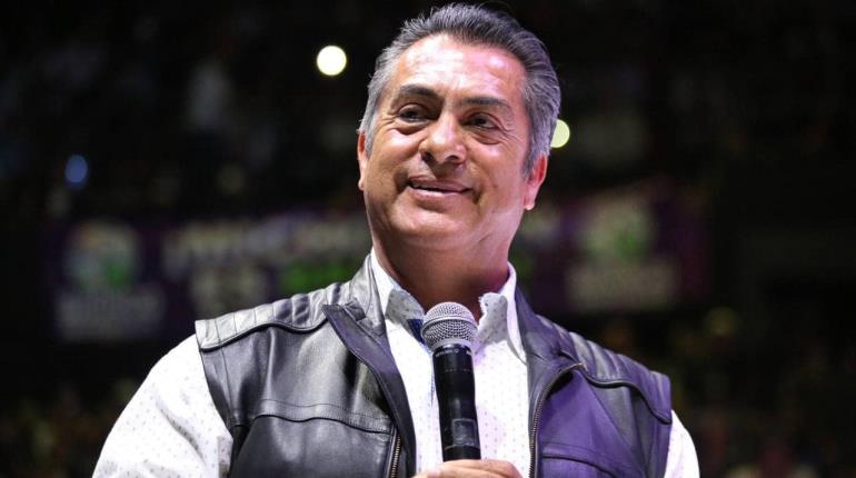 Hombre incendia casa de "El Bronco", exgobernador de Nuevo León