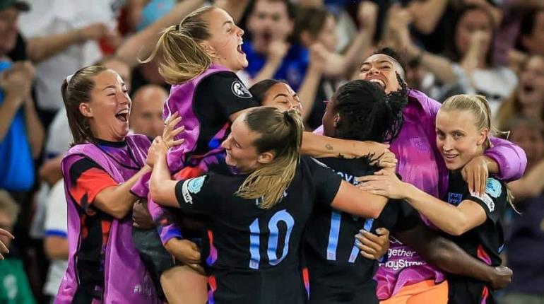 Inglaterra remonta a Italia y se mete a la final de la Eurocopa Femenina