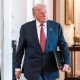 Trump logra acuerdo con Japón sobre aranceles recíprocos anuncia que serán del 15%