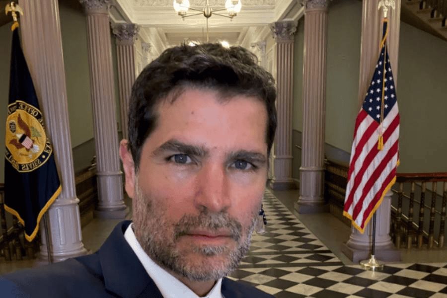 Eduardo Verástegui comparte fotografías desde La Casa Blanca Eduardo Verástegui comparte fotografías desde La Casa Blanca