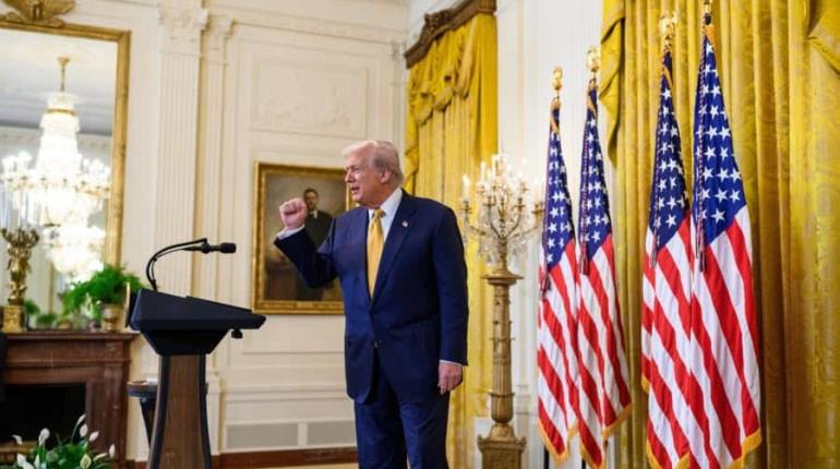 Declaran "inconstitucional" orden de Trump que busca eliminar ciudadanía por nacimiento