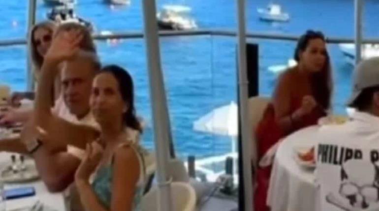 Captan a Miguel Ángel Yunes en exclusivo club de playa en Italia