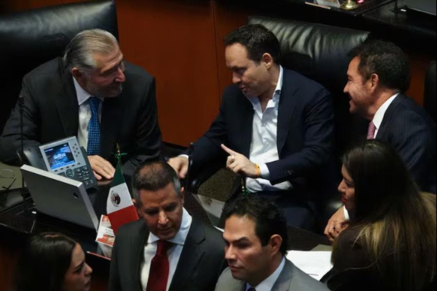 Adán Augusto encabeza reunión de la Jucopo en el Senado, evita hablar del caso Bermúdez