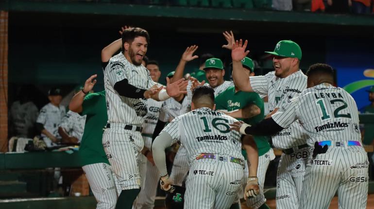 Cuadrangular de tres carreras en la octava le da la victoria a Olmecas 7-6 sobre Guerreros