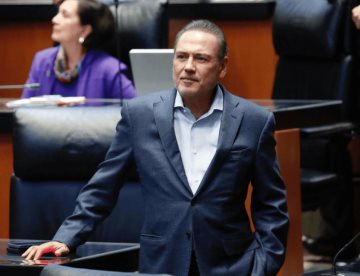 Beltrones solicita licencia por tiempo indefinido en el Senado