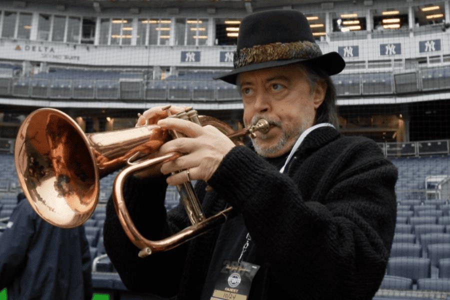 Fallece a los 84 años Chuck Mangione, figura clave del jazz Fallece a los 84 años Chuck Mangione, figura clave del jazz