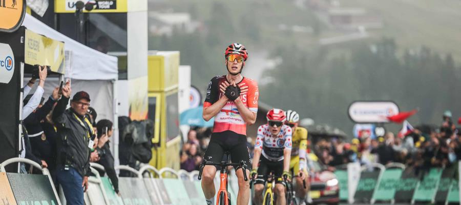 Thymen Arensman gana la etapa 19 del Tour de Francia