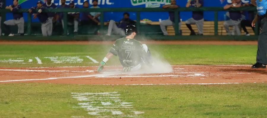 Olmecas vence 7-3 a Conspiradores y se meten a puestos de playoffs