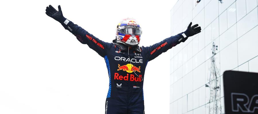 Max Verstappen vence a los McLaren en la Sprint del GP de Bélgica Max Verstappen vence a los McLaren en la Sprint del GP de Bélgica