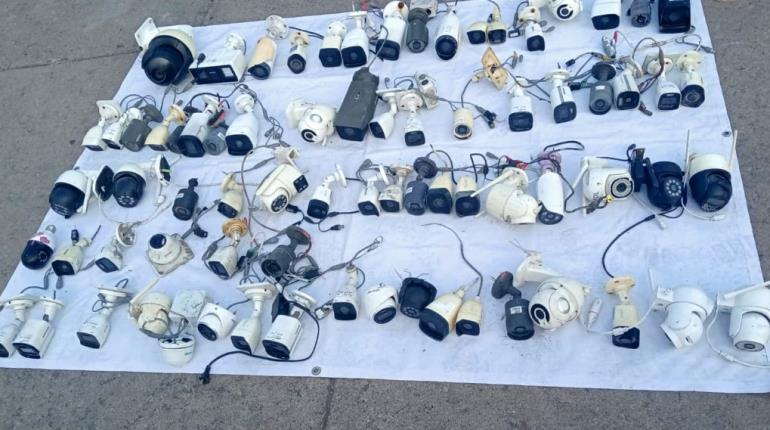 Quitan 75 cámaras "parásitos" en Indeco y Villa las Flores; oposición lo cuestiona