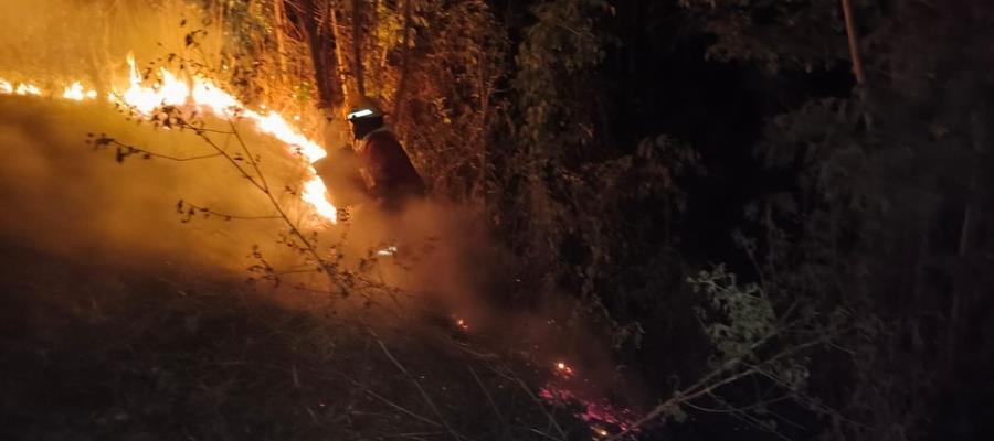 Fuerte incendio de pastizal en Nicolás Bravo, Macuspana, causa preocupación entre los ciudadanos Fuerte incendio de pastizal en Nicolás Bravo, Macuspana, causa preocupación entre los ciudadanos