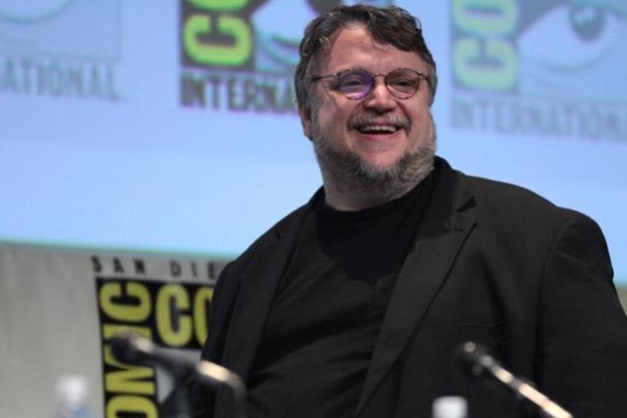 Una App no puede hacer arte: Guillermo del Toro arremete contra la IA Una App no puede hacer arte: Guillermo del Toro arremete contra la IA
