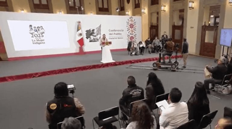 Felicita Sheinbaum a clavadistas mexicanas por conseguir bronce en Singapur