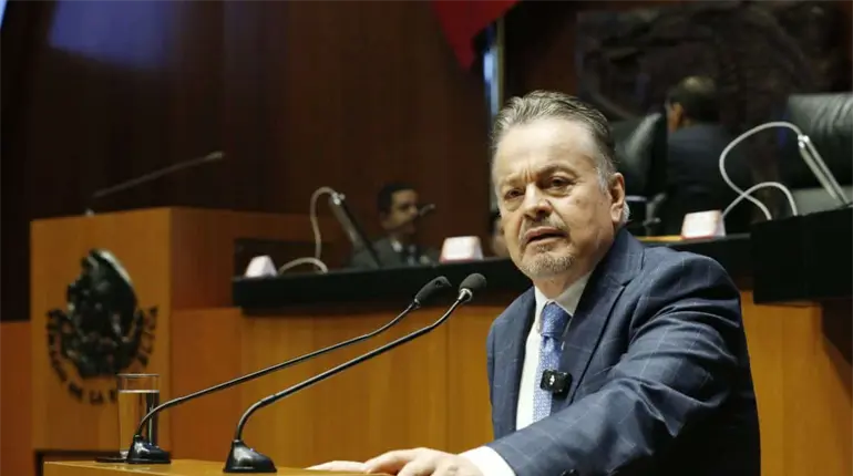 Secretarios de Seguridad son intermediarios de Morena con el crimen organizado, afirma senador panista