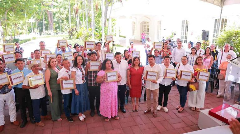 Galardonan a 39 artesanos ganadores del vigésimo séptimo Gran Concurso Estatal de Artesanías de Tabasco 2025